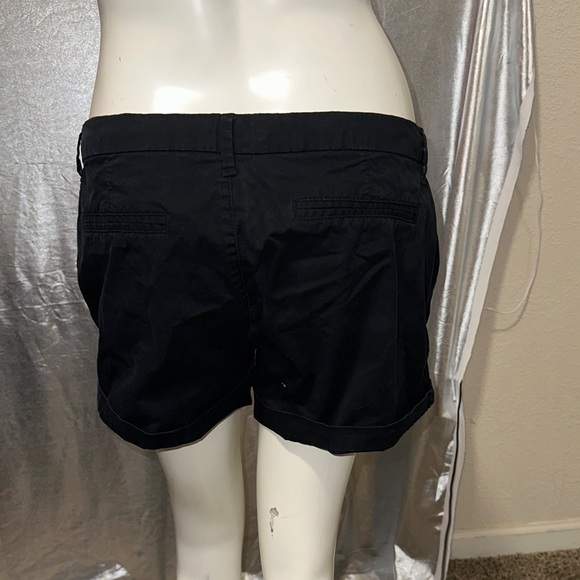 Old Navy Women's Black Shorts Size 10 - Picture 4 of 6